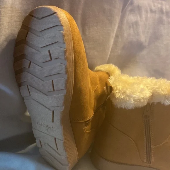 Cat and jack faux fur girls boots - Picture 5 of 6